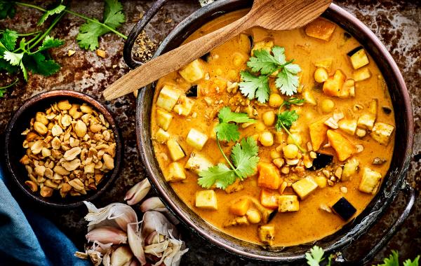 comfort food, stoofpotje, indisch, curry, zoete aardappel, veggie, vegetarisch, indisch stoofpotje, spar.be