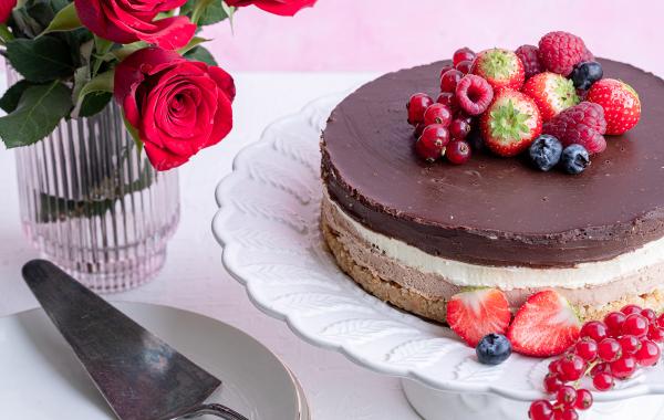 chocoladetaart, chocolade, dessert, zandkoekjes, fruit, rood fruit, Valentijndessert, valentijn, taart, gebak, dessert, spar.be