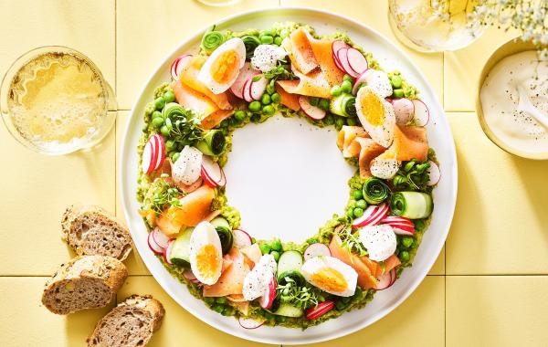 ei, avocado, ontbijt, brunch, broodje, zalm, lentegroentjes, lente, spar.be