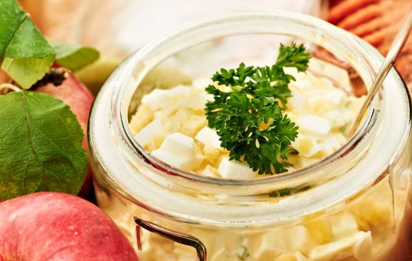 Eiersalade, walnoten, appel, ei, smeersalade, fris, kids, foodie, brunch, picknick, broodje, spar.be
