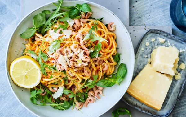 pasta, garnaal, grijze garnalen, linguine, wijn, italiaans, belgisch, snel klaar, parmezaanse kaas, foodie, comfort food, spar.be