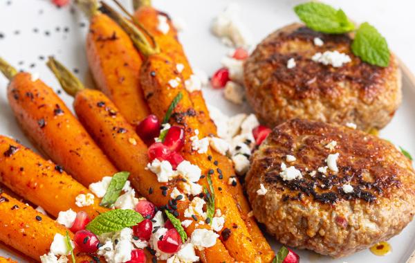 worteltjes, geroosterd, lamsburger, burger, lamsvlees, lam, oosters, spiy, pittig, marinade, spar.be
